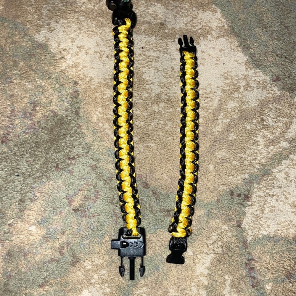 Survival bracelet